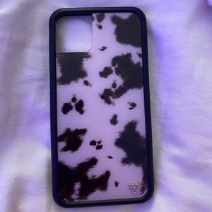 Wildflower Cow Print Case - 11 Pro Max